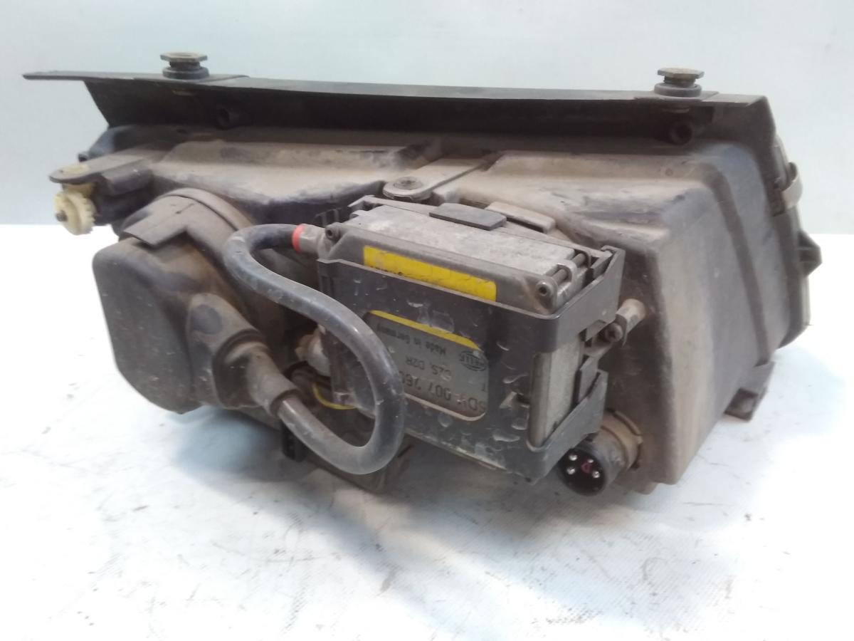 VW Passat 3B original Scheinwerfer links Xenon mit LWR HELLA BJ2000