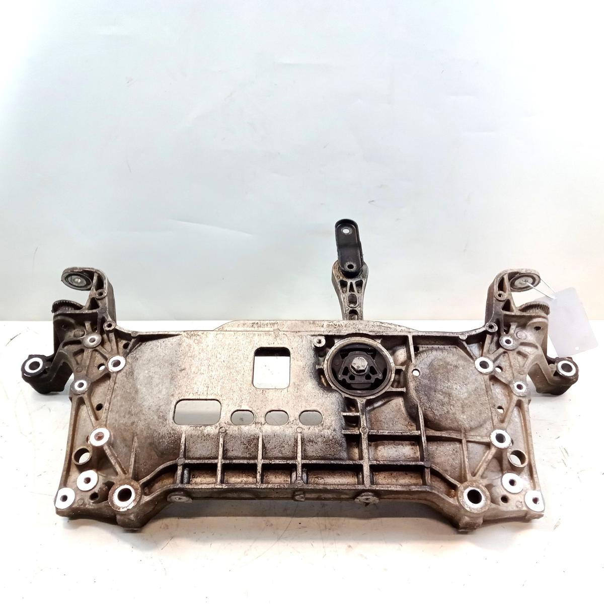 VW Passat 3C B6 original Vorderachstr&auml;ger Aggregatetr&auml;ger 1.8TSI 118kw BJ2007