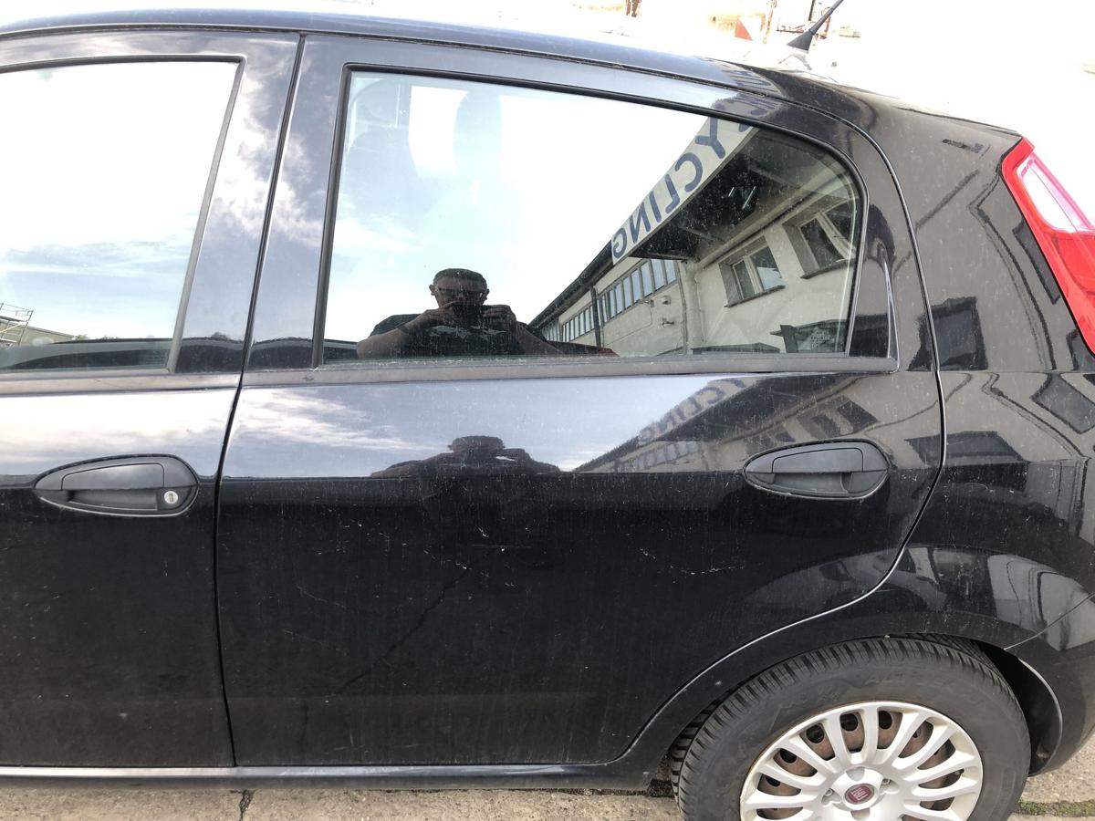 Fiat Punto EVO 199 T&uuml;r hinten links Fondt&uuml;r im Rohbau 876 Nero Mille Miglia