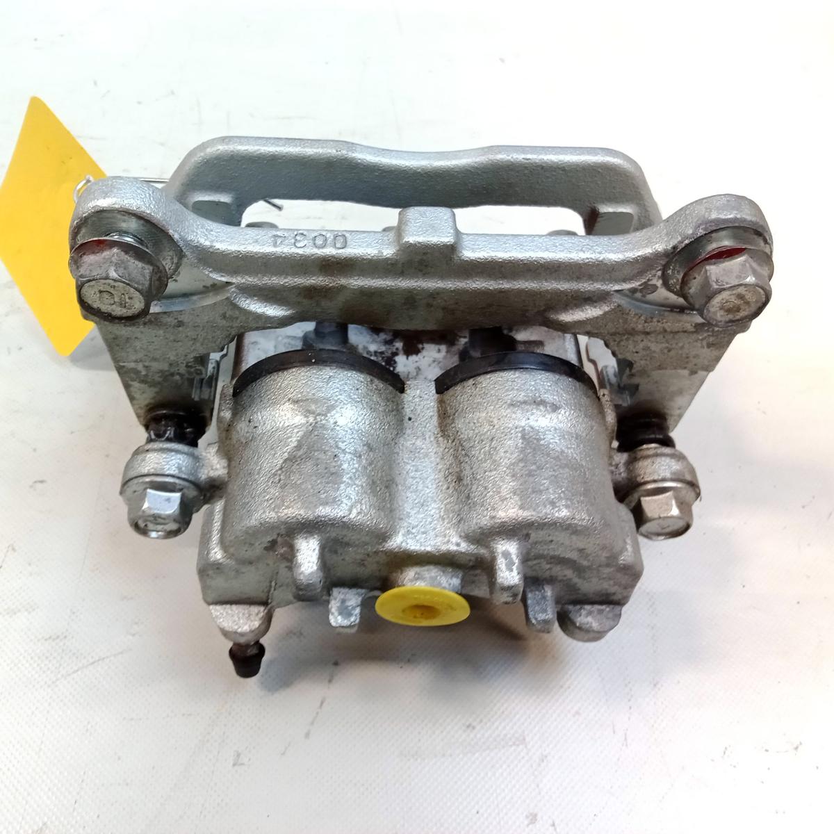 Mitsubishi Eclipse Cross original Bremssattel links vorn 2.4 72kw 4B12