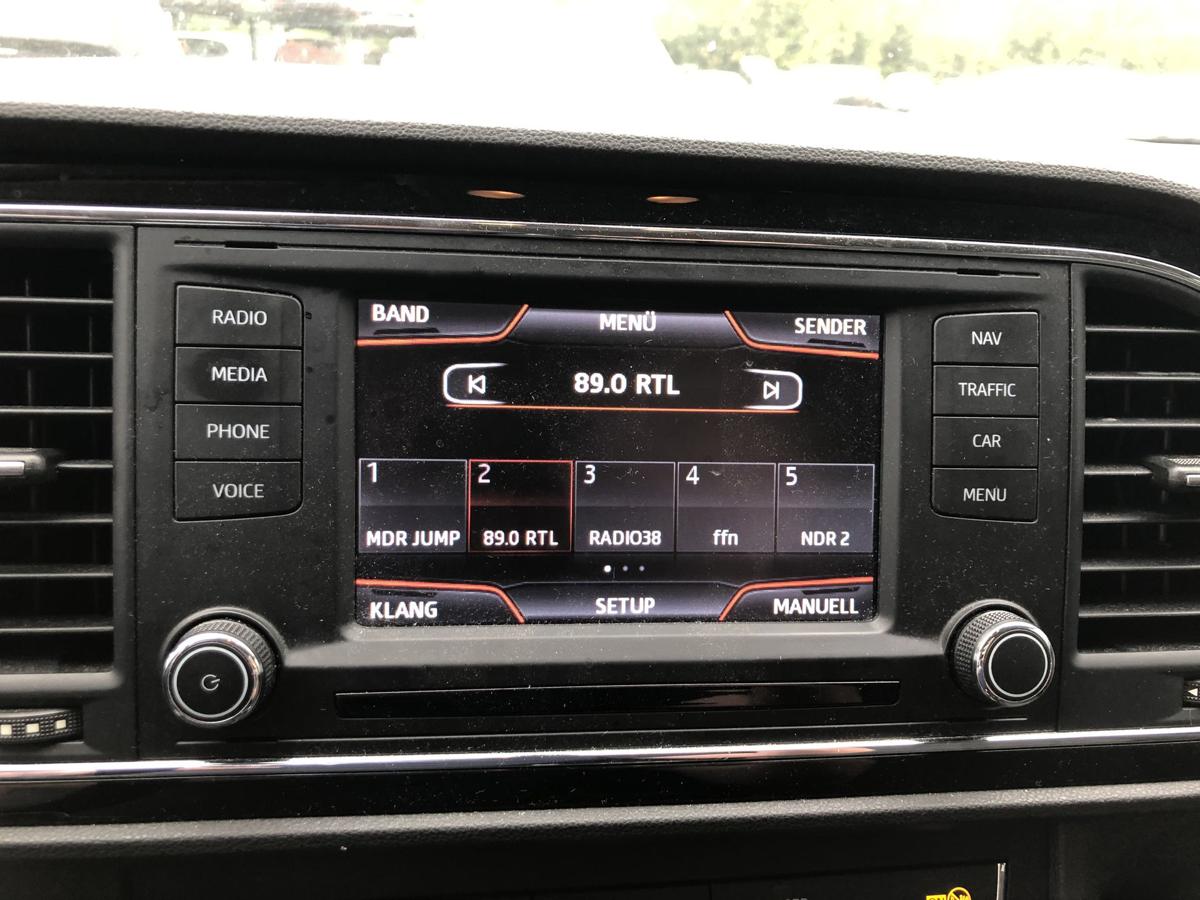 Seat Leon III 5F Radio Navigation Media System Plus Navirechner Anleitung SD