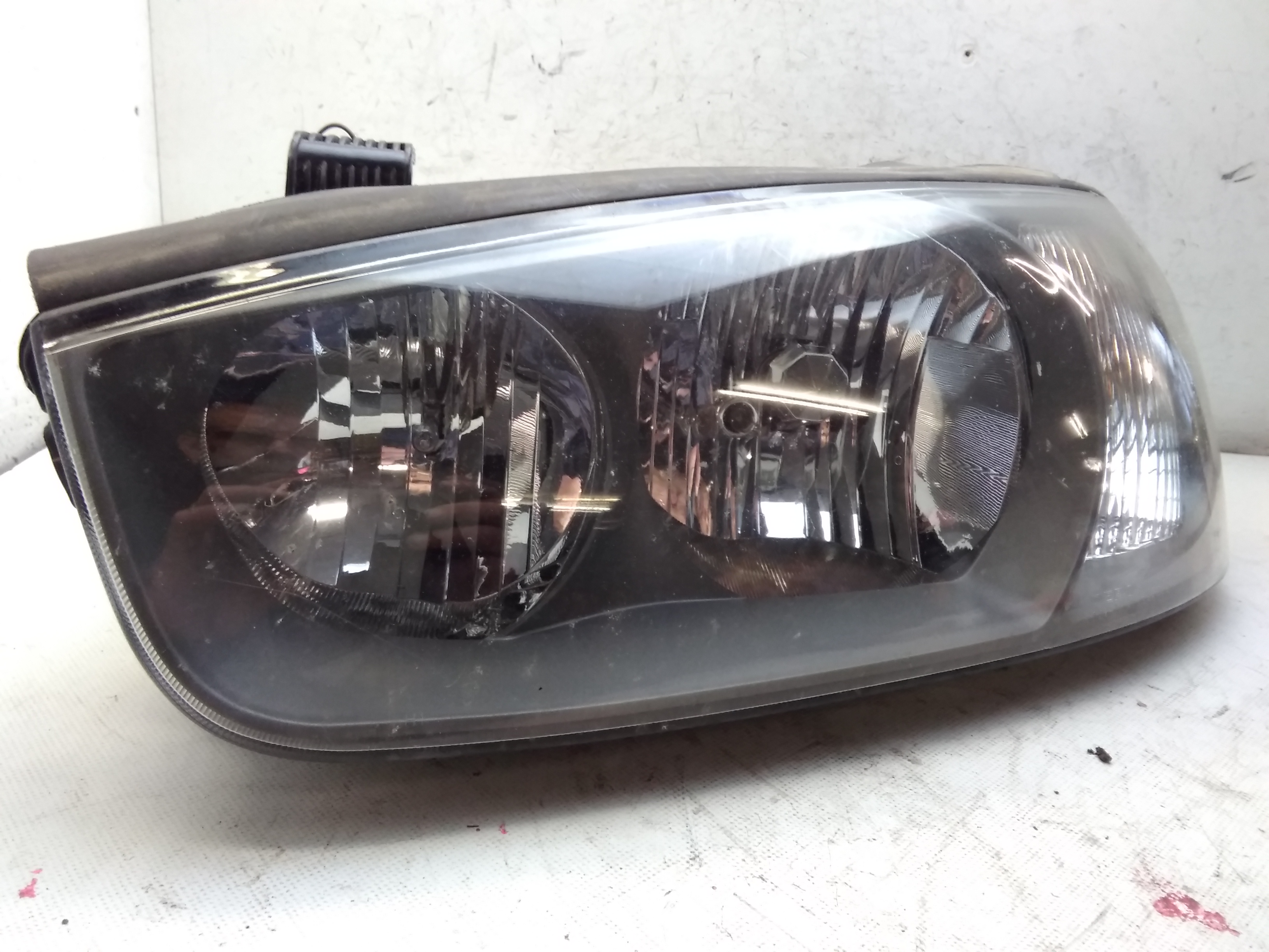 Hyundai Elantra Bj.2002 original Scheinwerfer vorn links Halogen