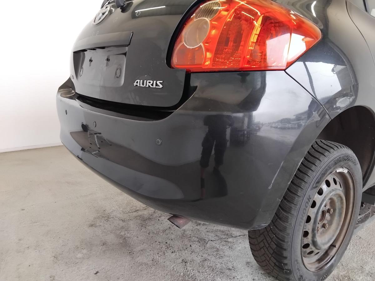Toyota Auris E15 original Stoßstange Stossfänger hinten mit PDC BJ2008