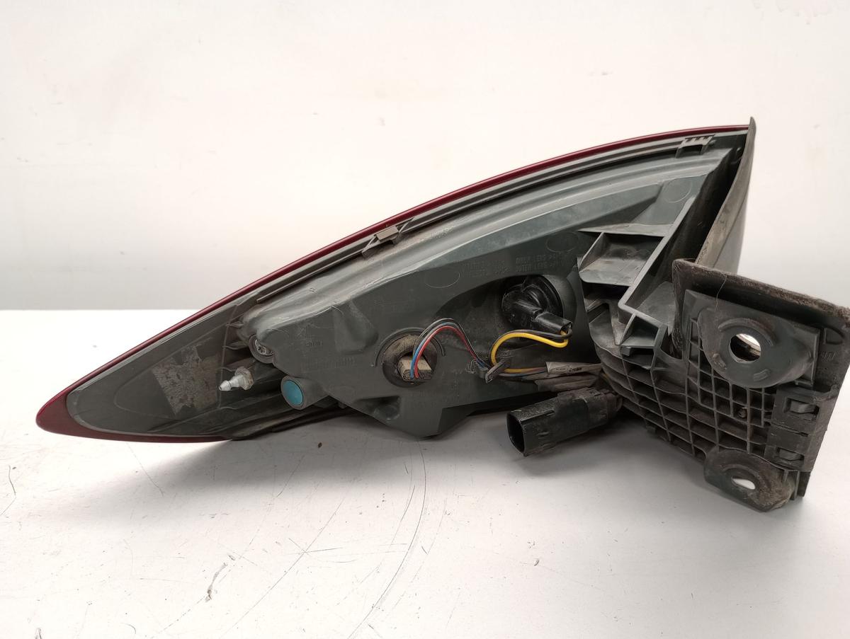 Ford Mondeo V BA7 orig R&uuml;ckleuchte au&szlig;en rechts LED vor Facelift Bj 2015