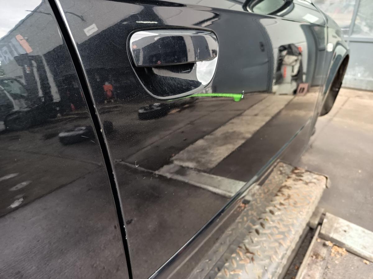Audi A4 8E B7 original Tür vorn rechts Beifahrer Z9Y Phantomschwarz Bj 2007