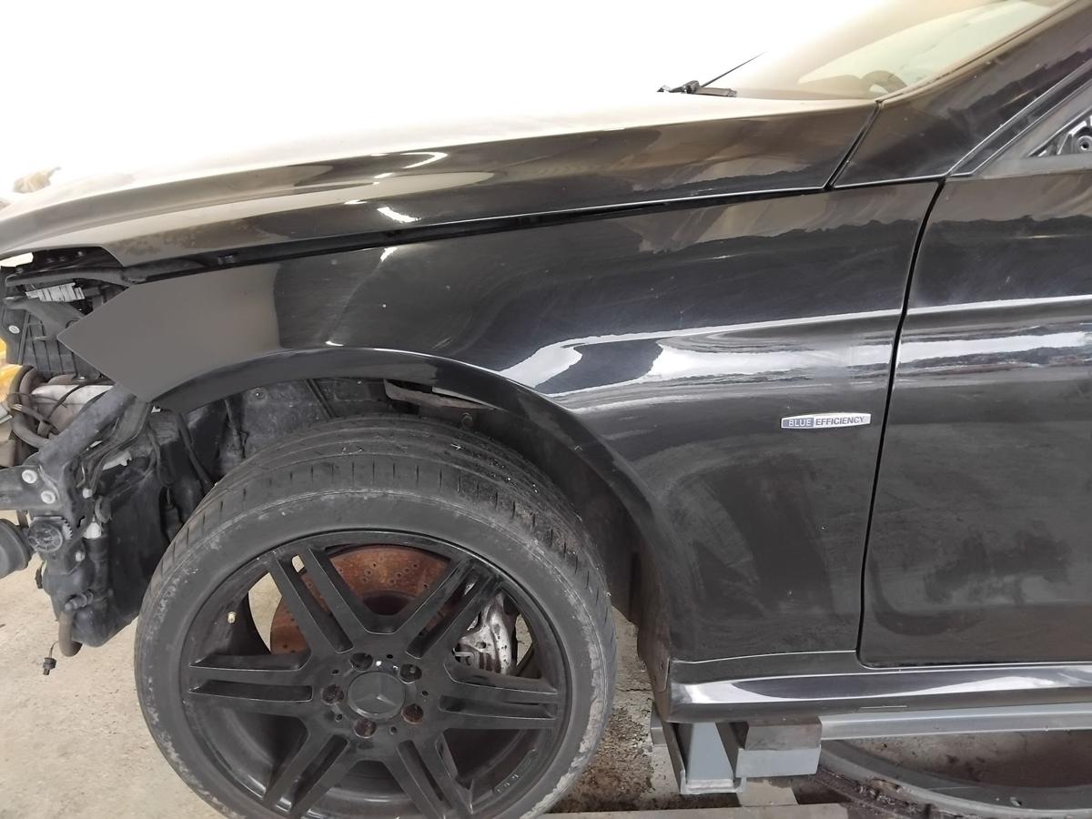 Mercedes E-Klasse Coupe C207 original Kotflügel vorn links BJ2009 197 obsidianschwarzmetallic