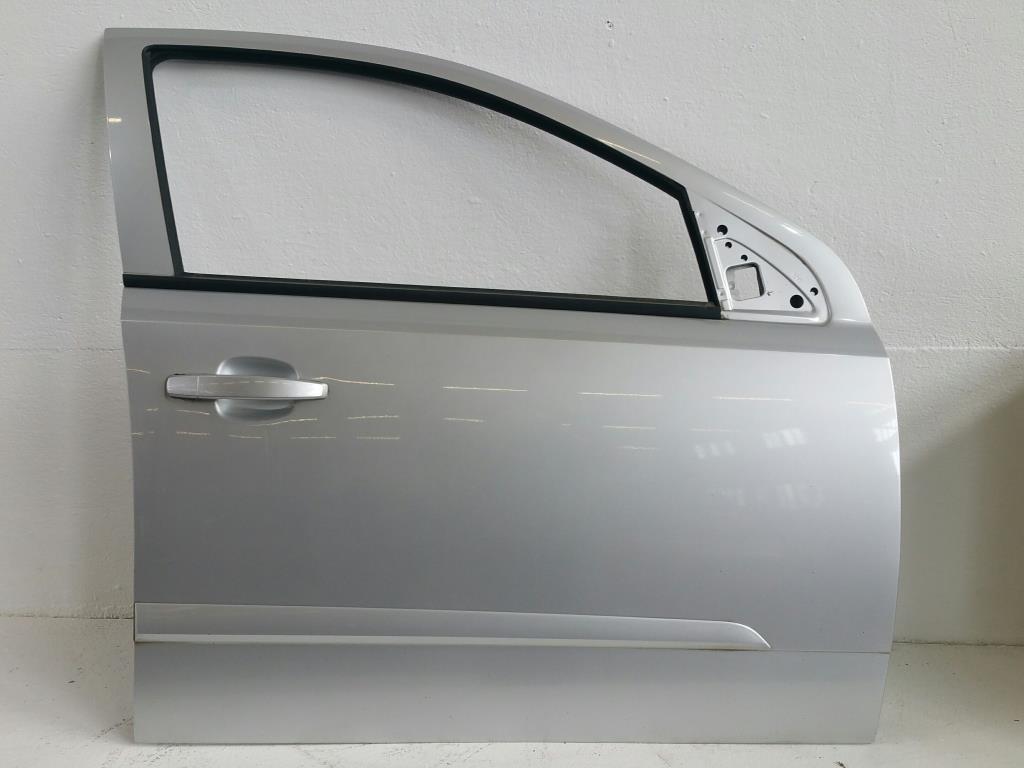 Opel Astra H Bj.04 Tür vorn rechts 5-trg. Beifahrertür silber 157 runder Stecker!
