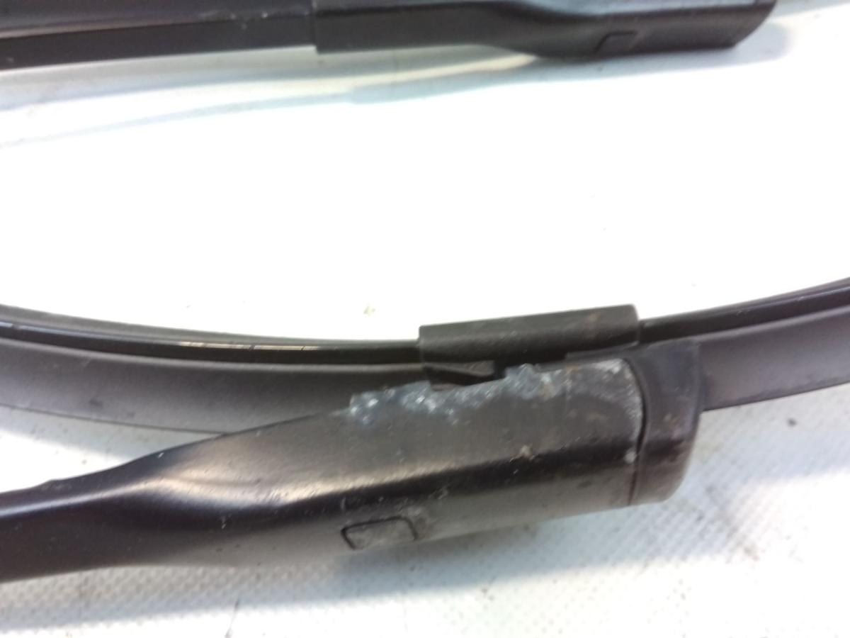 Audi A1 8X orig. Satz Wischerarme vorn links+rechts 8X1955407 8X1955408 BJ2010