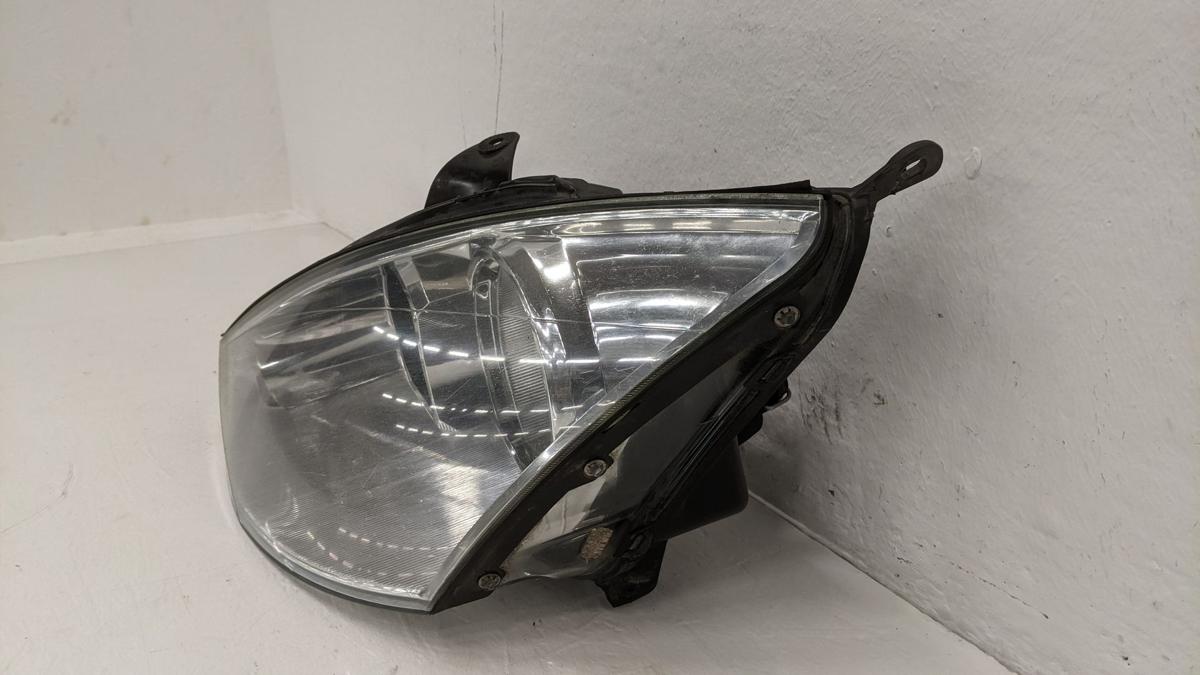 Ford Focus DFW DNW Scheinwerfer links Halogen Facelift OE Lampe