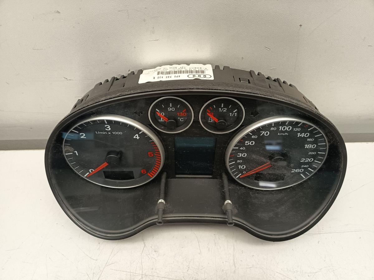 Audi A3 8P orignal Kombiinstrument Tacho 8P0920930R Baujahr 2005