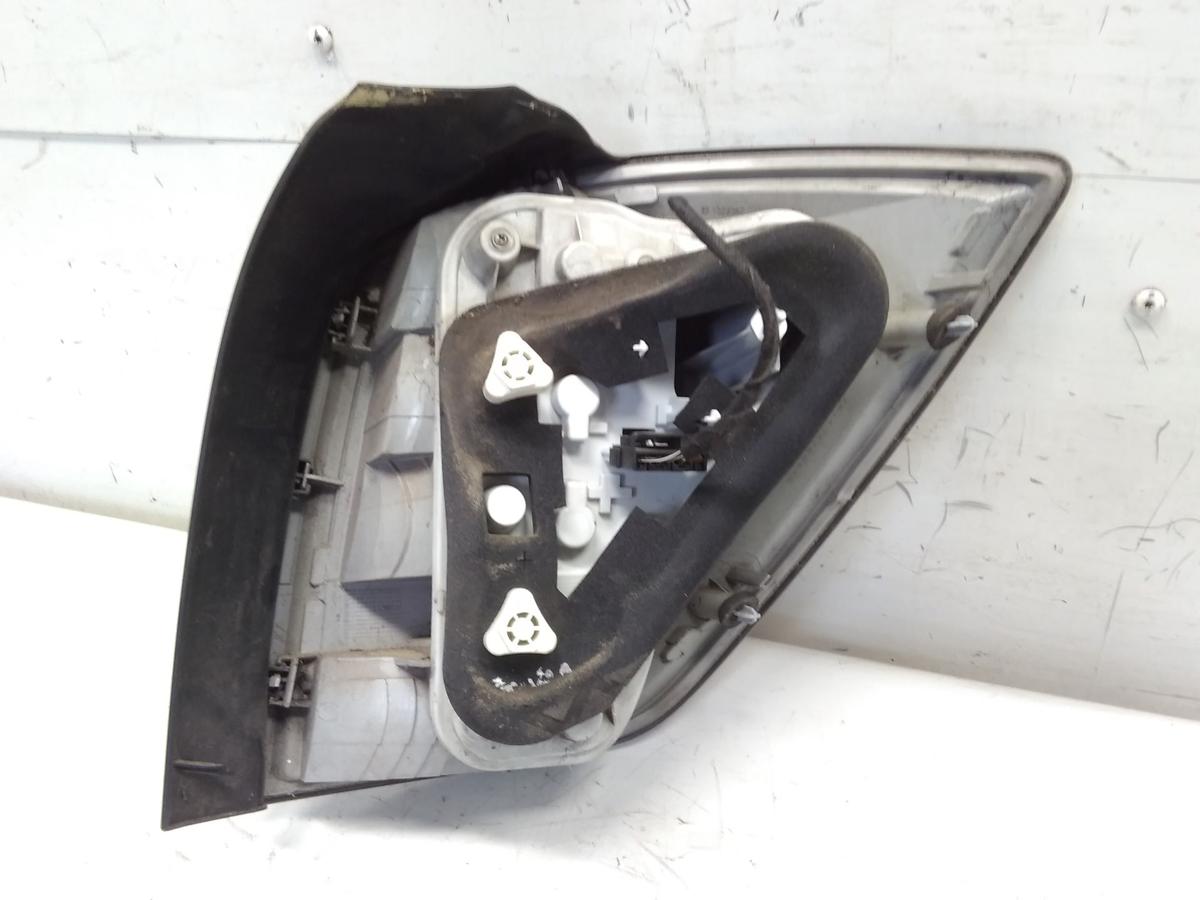 Opel Astra H Caravan Facelift original R&uuml;ckleuchte Heckleuchte links Bj.2008