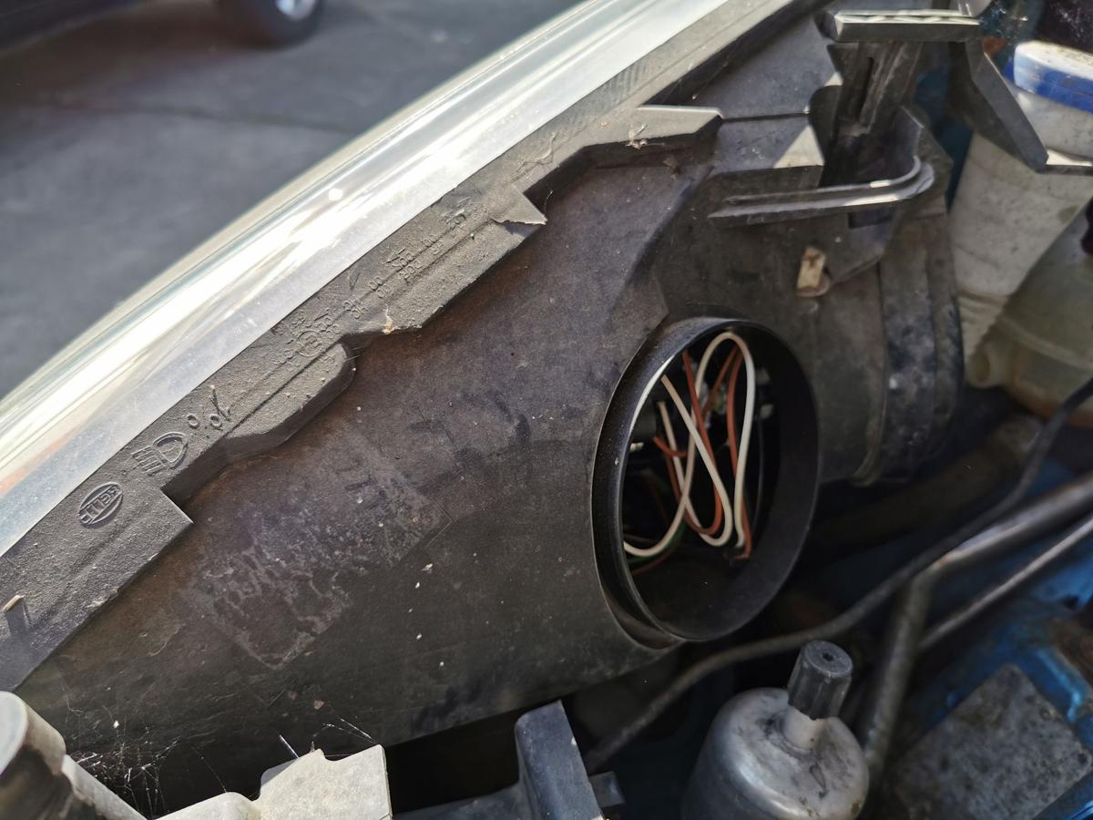 Citroen C4 Picasso U Xenonscheinwerfer Scheinwerfer Xenon vorn rechts Hella