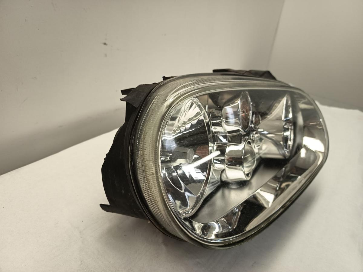 VW Golf IV orig Scheinwerfer vorn rechts Halogen 1J1941016K Bj 2002