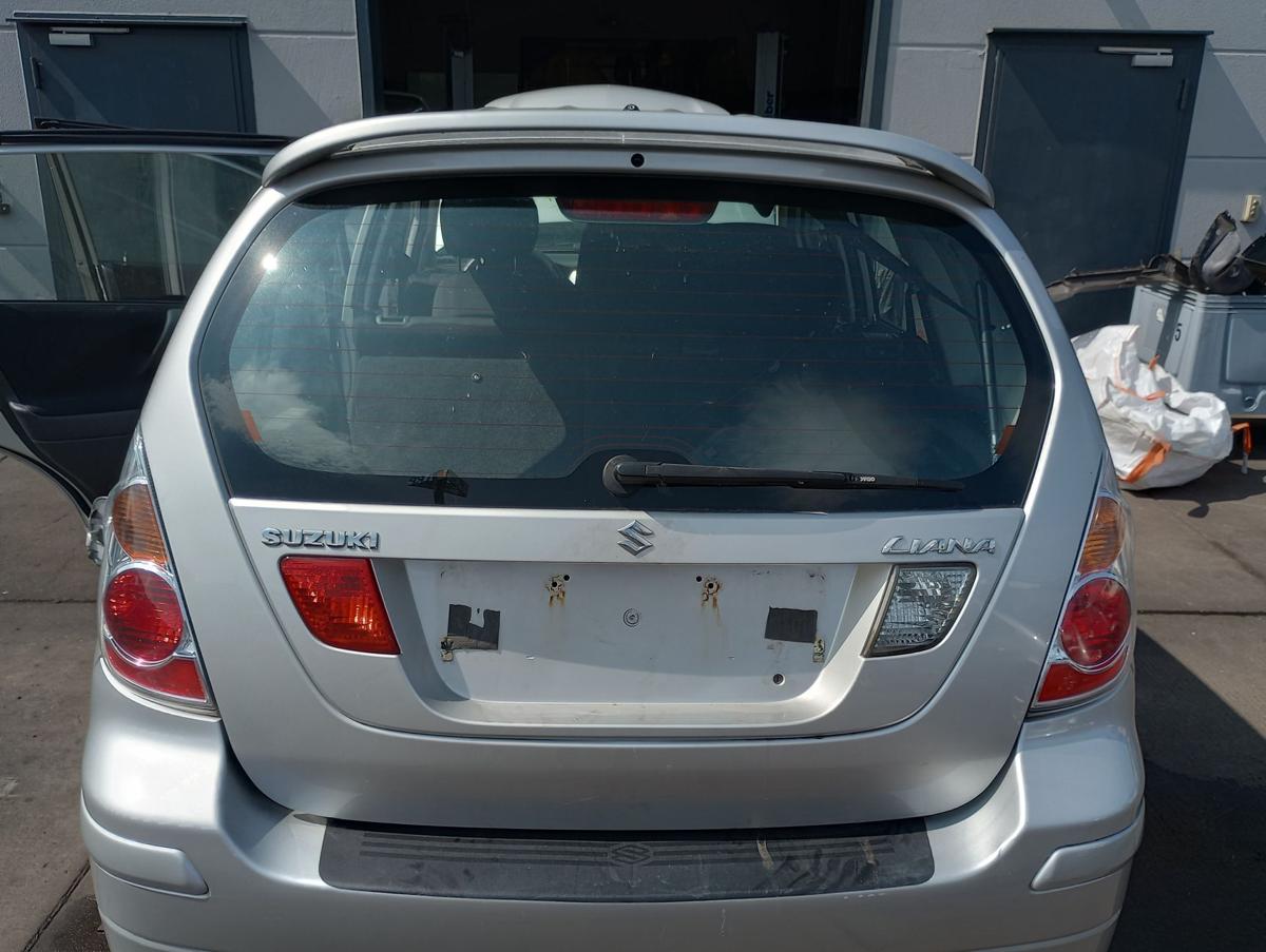 Suzuki Liana original Heckklappe mit Scheibe und Spoiler Z2S Quicksilver Bj 2007