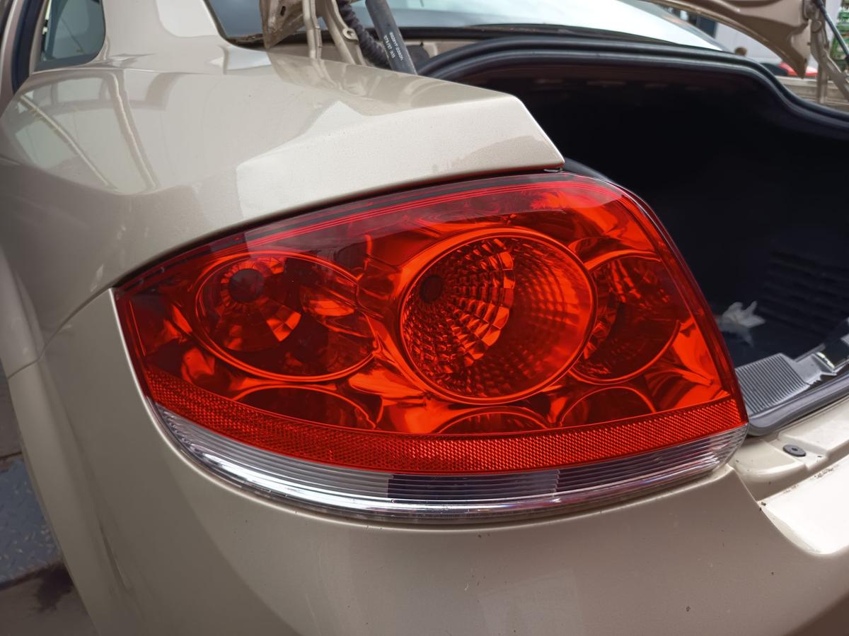 Fiat Linea original Rückleuchte links Heck/Schluss/Licht Bj 2008