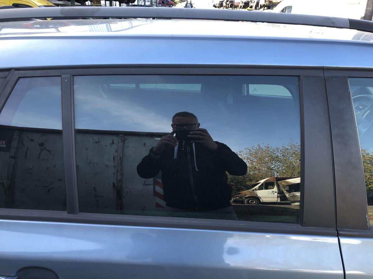 Skoda Fabia II 2 Typ 5J Seitenscheibe T&uuml;rscheibe hinten rechts Kombi get&ouml;nt