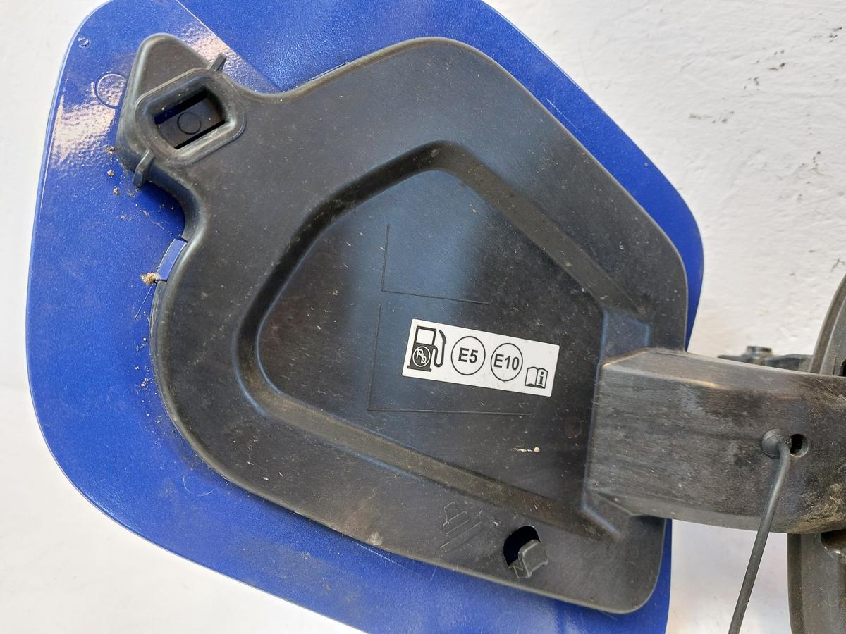 Opel Corsa F Typ U Tankklappe Tanldeckel Tankverschluss Benziner