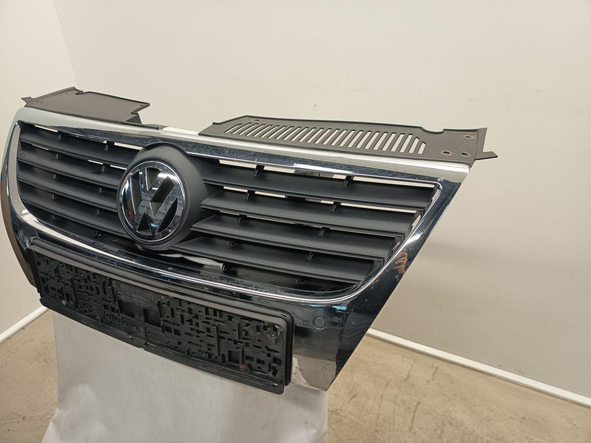 VW Passat 3C Kombi orig Kühlergrill Grill Chrom mit Parksensoren BJ 2009