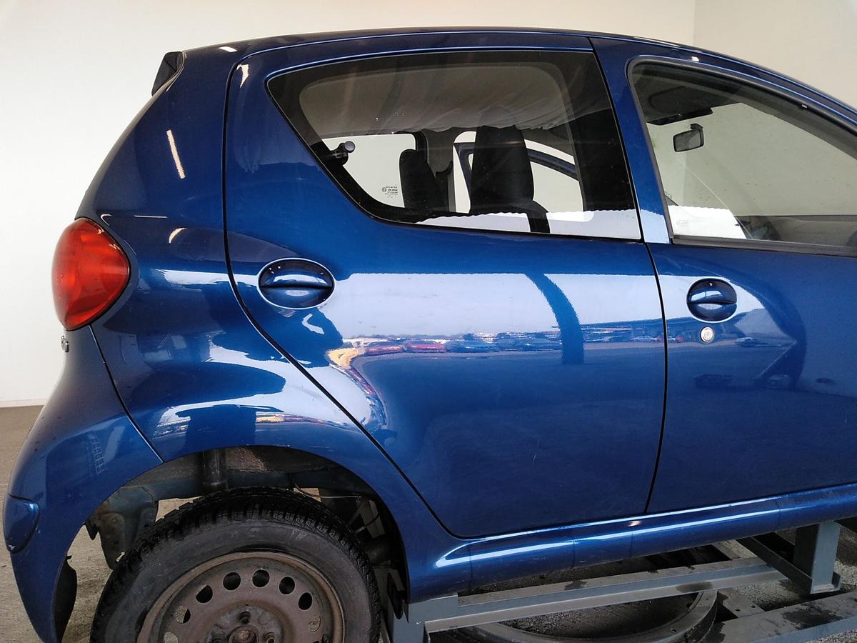 Toyota Aygo 1 Tür hinten rechts blaumetallic 8M6 Bj.2007