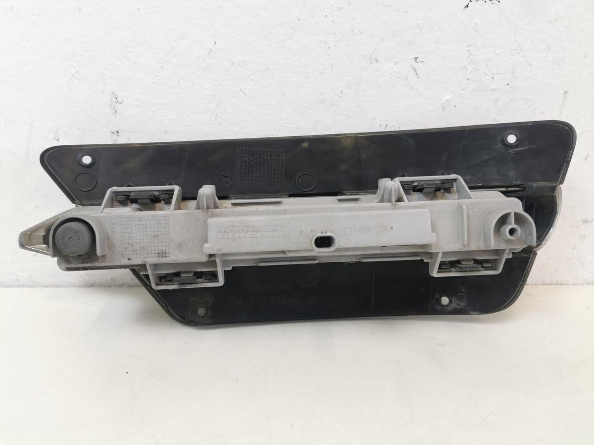 Mercedes C-Klasse W204 Mopf LED Tagfahrleuchte Tagfahrlicht rechts mit Blende