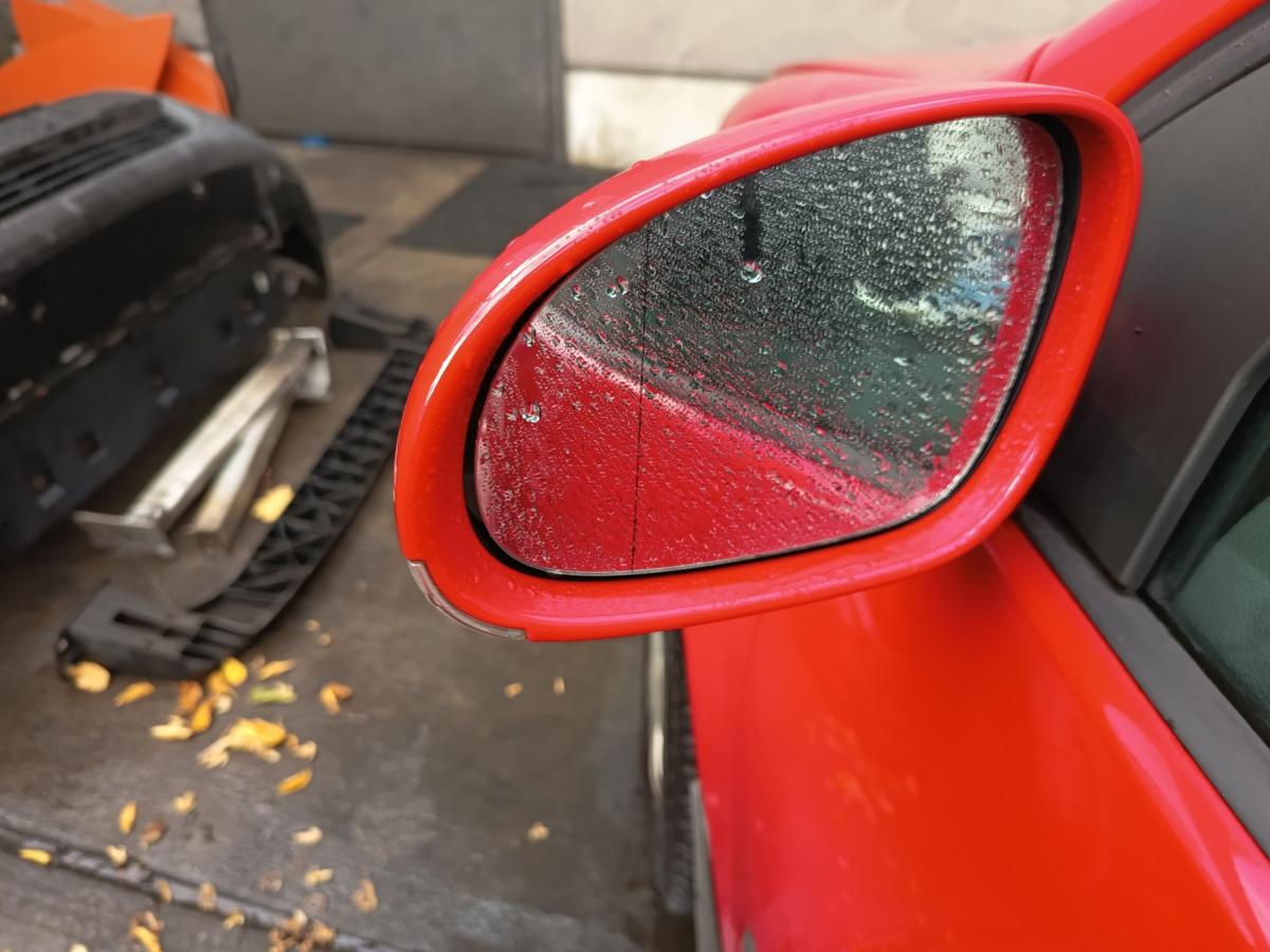 VW Golf V 5 orig Außenspiegel links Fahrer elektrisch LY3D Tornadorot Bj 2004 VW Golf V 5 orig Außenspiegel links Fahrer elektrisch LY3D Tornadorot Bj 2004