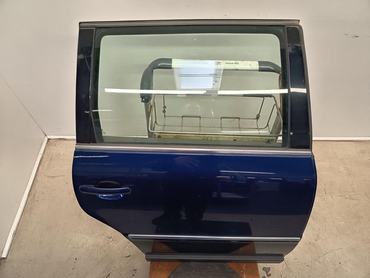 VW Passat 3BG Kombi original T&uuml;r hinten rechts Fond D5Q Shadow Blue Bj 2004