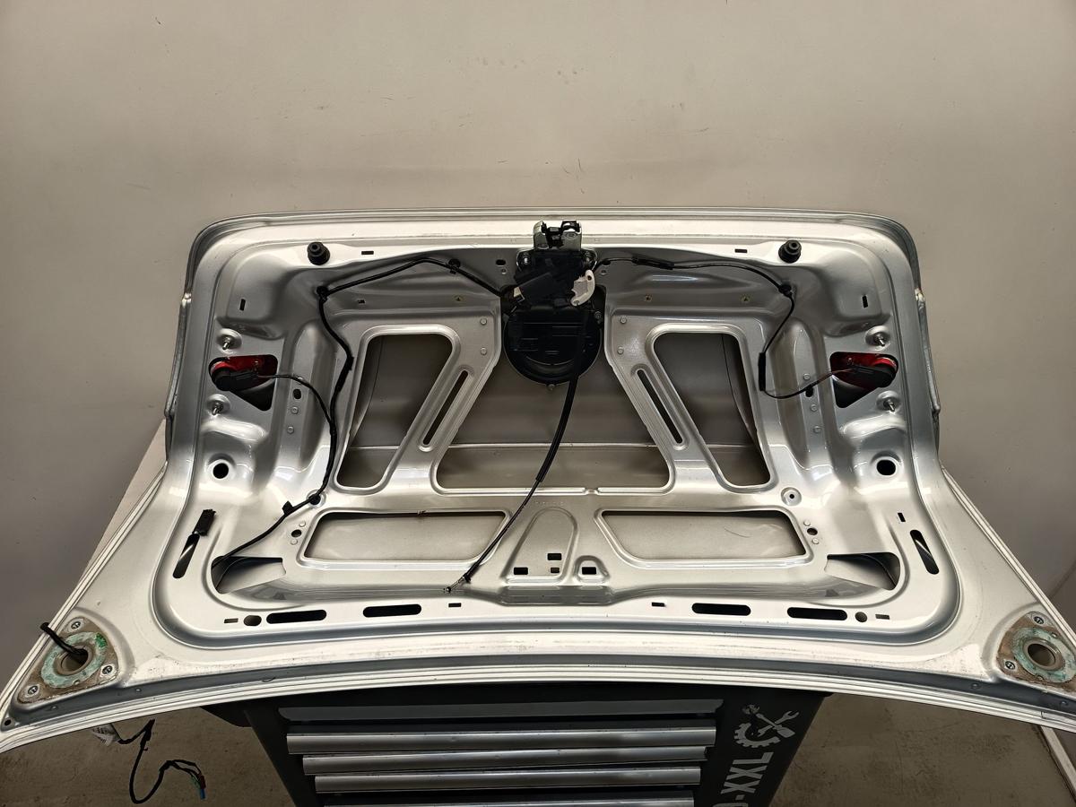 VW Passat 3C B6 Limousine original Heckklappe Deckel hinten A7W Reflexsilber