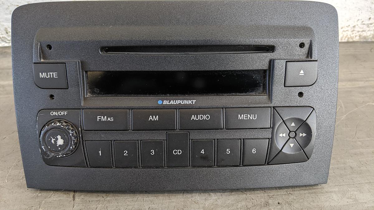 Fiat Idea 350 Autoradio Radio CD Code fehlt 7646319316