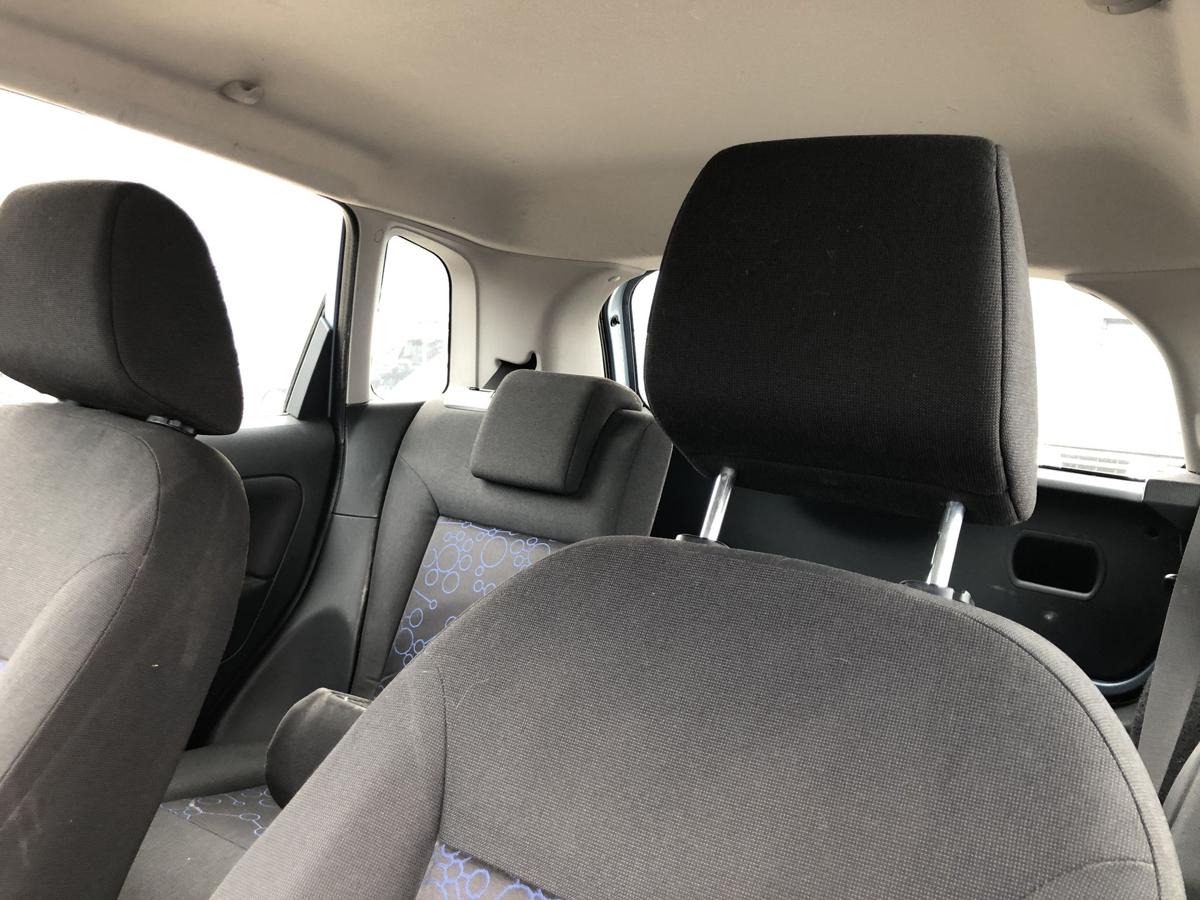 Ford Fiesta JD JH ab05 Sitz vorn links Fahrersitz Stoff ohne Heizung 5 t&uuml;rer