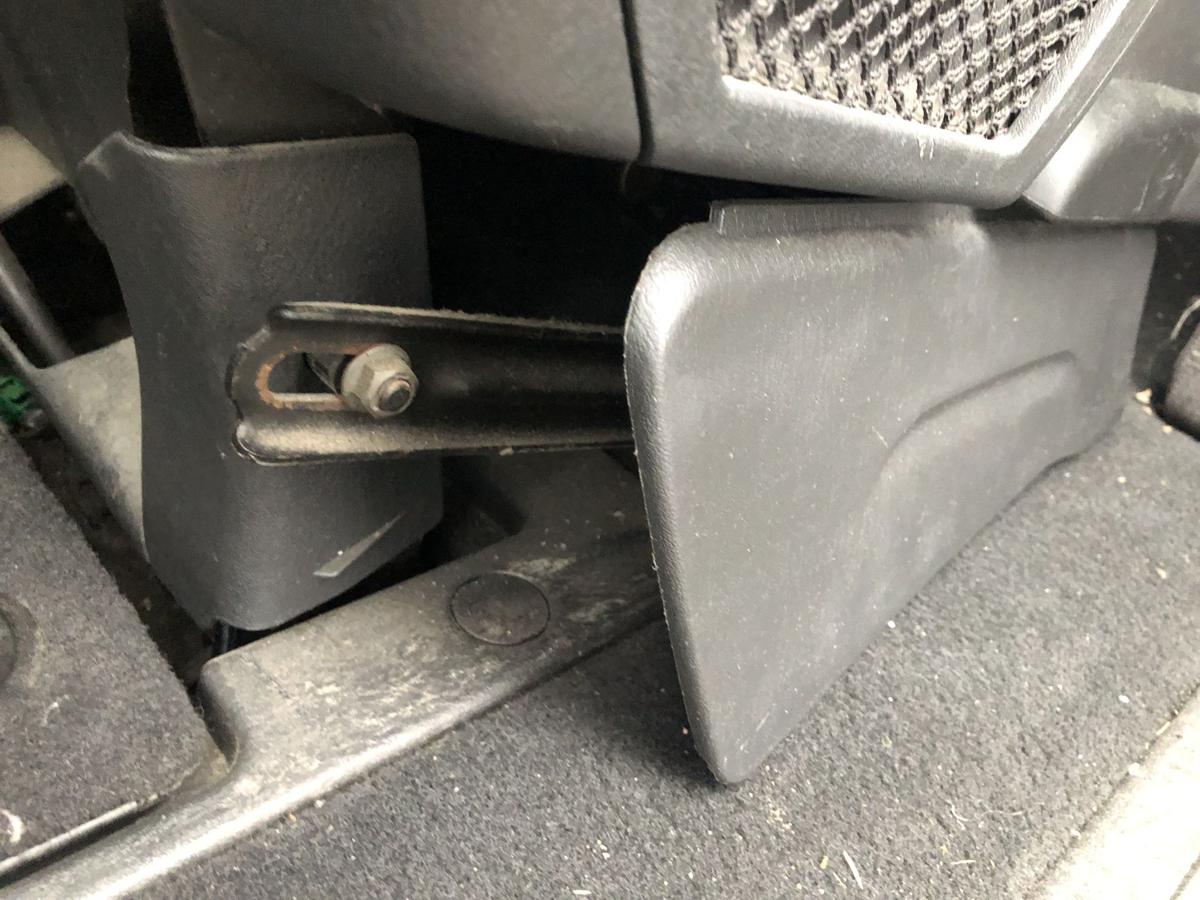 Chrysler Grand Voyager RT Einzelsitz 2. Reihe links Leder Alcantara Rücksitz