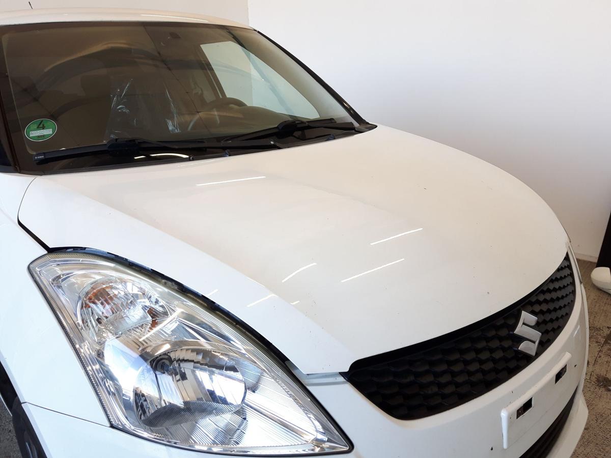 Suzuki Swift 5 NZ original Motorhaube weiss 26U BJ2011