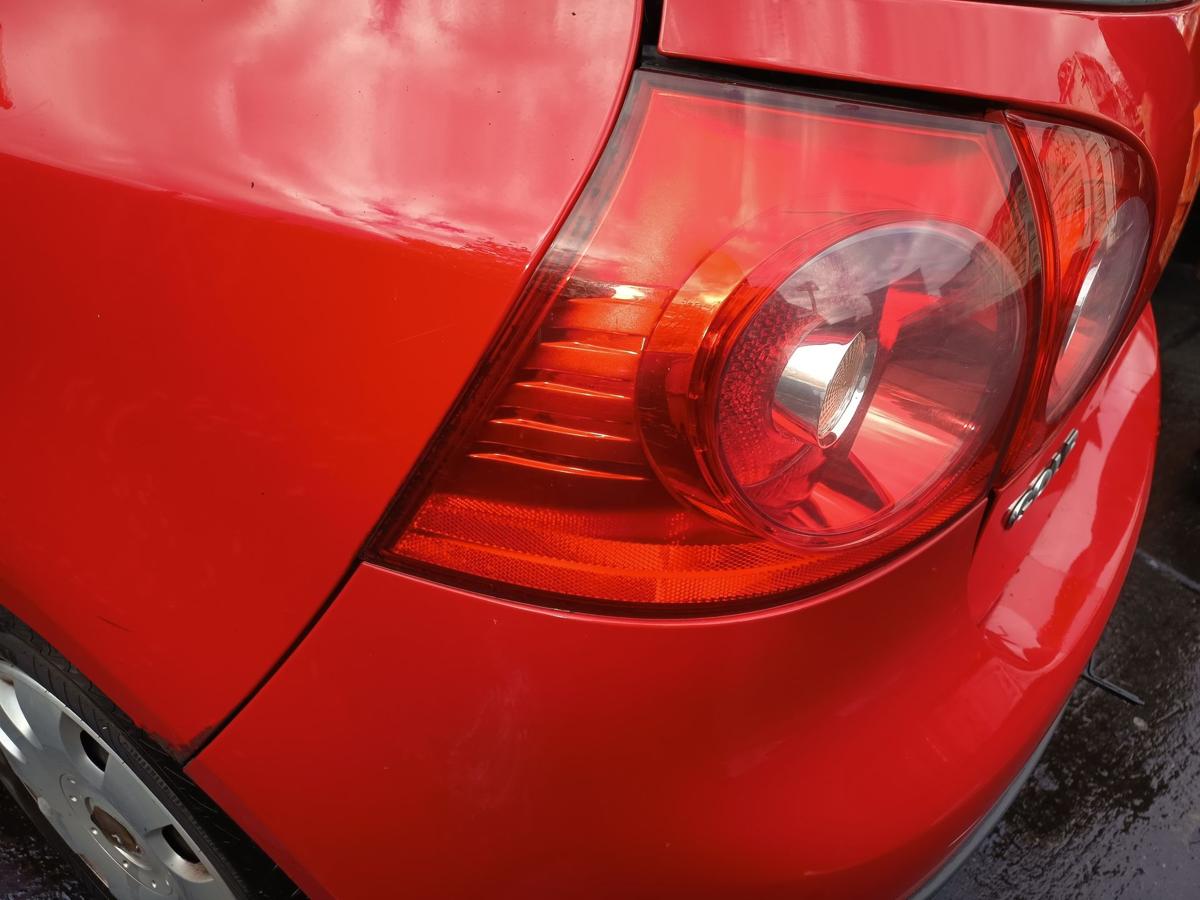 VW Golf V 5 original RÜCK-SCHLUSS-Heckleuchte links AUSSEN Bj 2004 VW Golf V 5 original RÜCK-SCHLUSS-Heckleuchte links AUSSEN Bj 2004