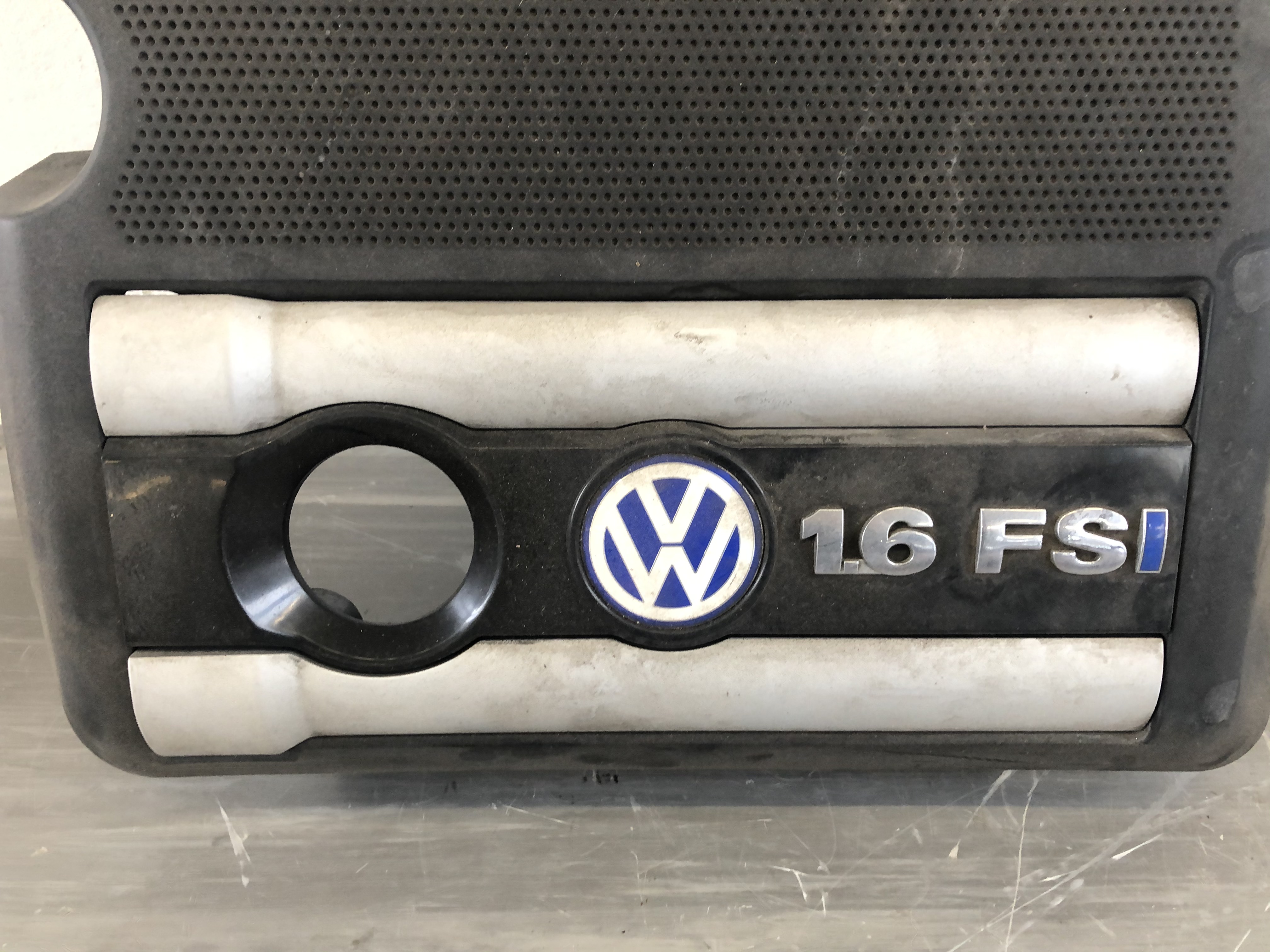 VW Golf 4 1J IV original Motorabdeckung 036103925BK 1.6 FSI BAD