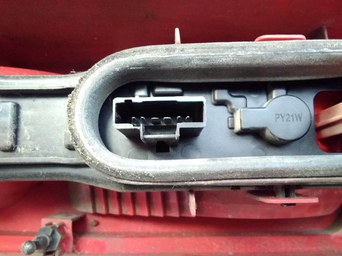 Peugeot Expert original R&uuml;ckleuchte Heckleuchte rechts Bj.2012