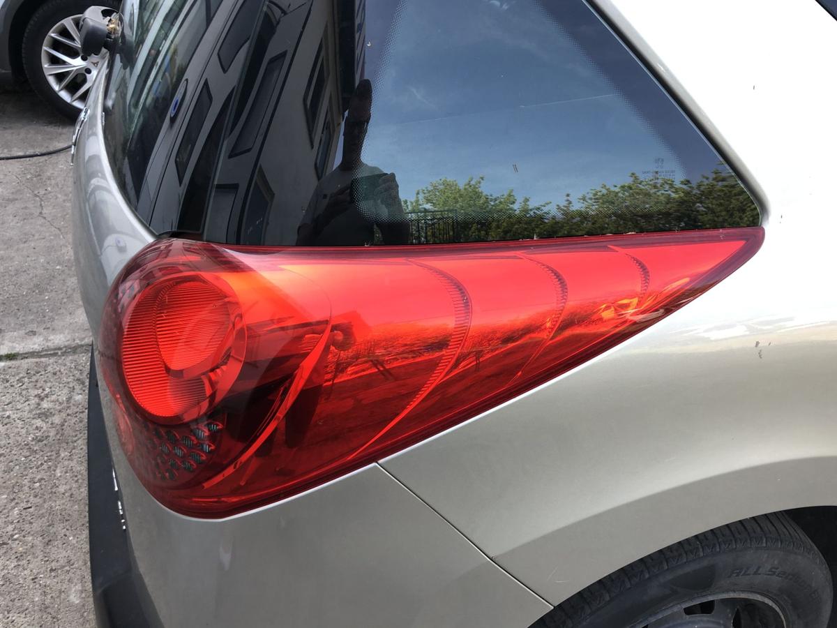 Peugeot 207 SW Typ WE R&uuml;ckleuchte rechts R&uuml;cklicht Heckleuchte Kombi