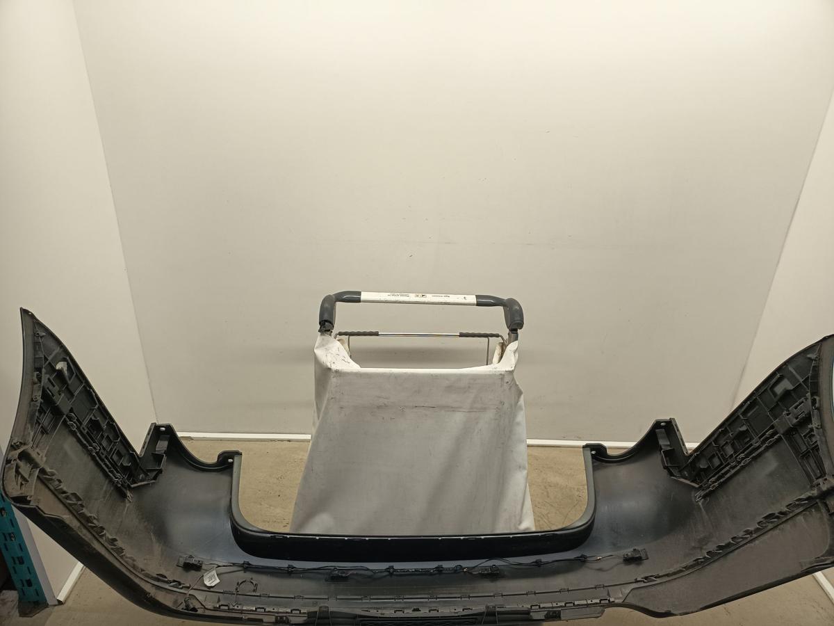 VW Passat 3C Kombi orig Stoßfänger Stoßstange hinten mit PDC LB6S BJ 2009