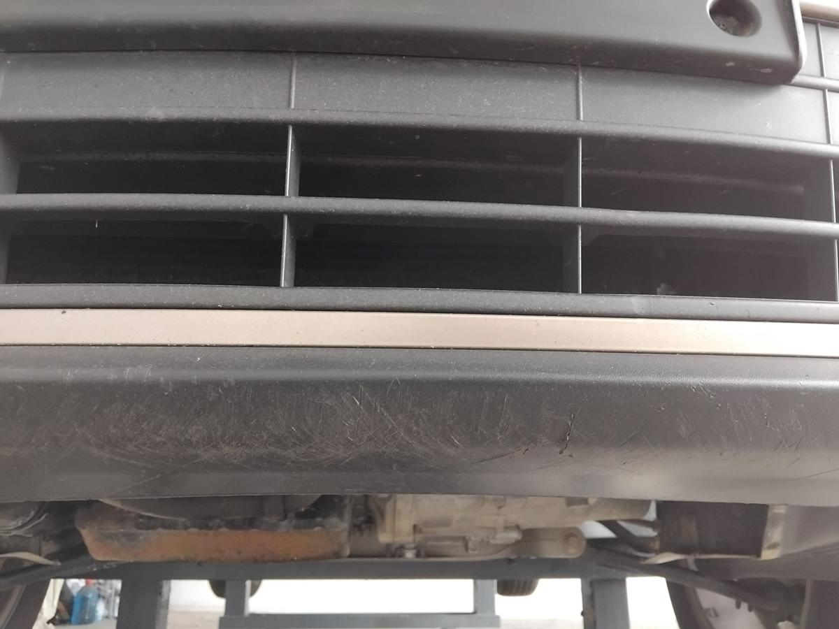 VW Tiguan 5N2 orig Stossf&auml;nger Sto&szlig;stange vorn titaniumbeigemetallic LA1X BJ2012