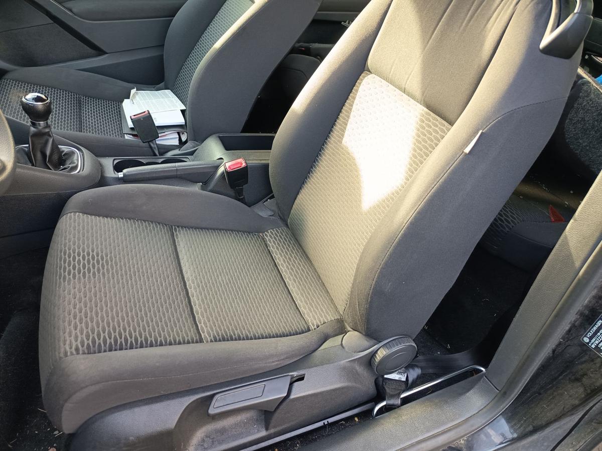 VW Golf VI 6 original Sitz vorn links 3türer Fahrersitz Bj 2009