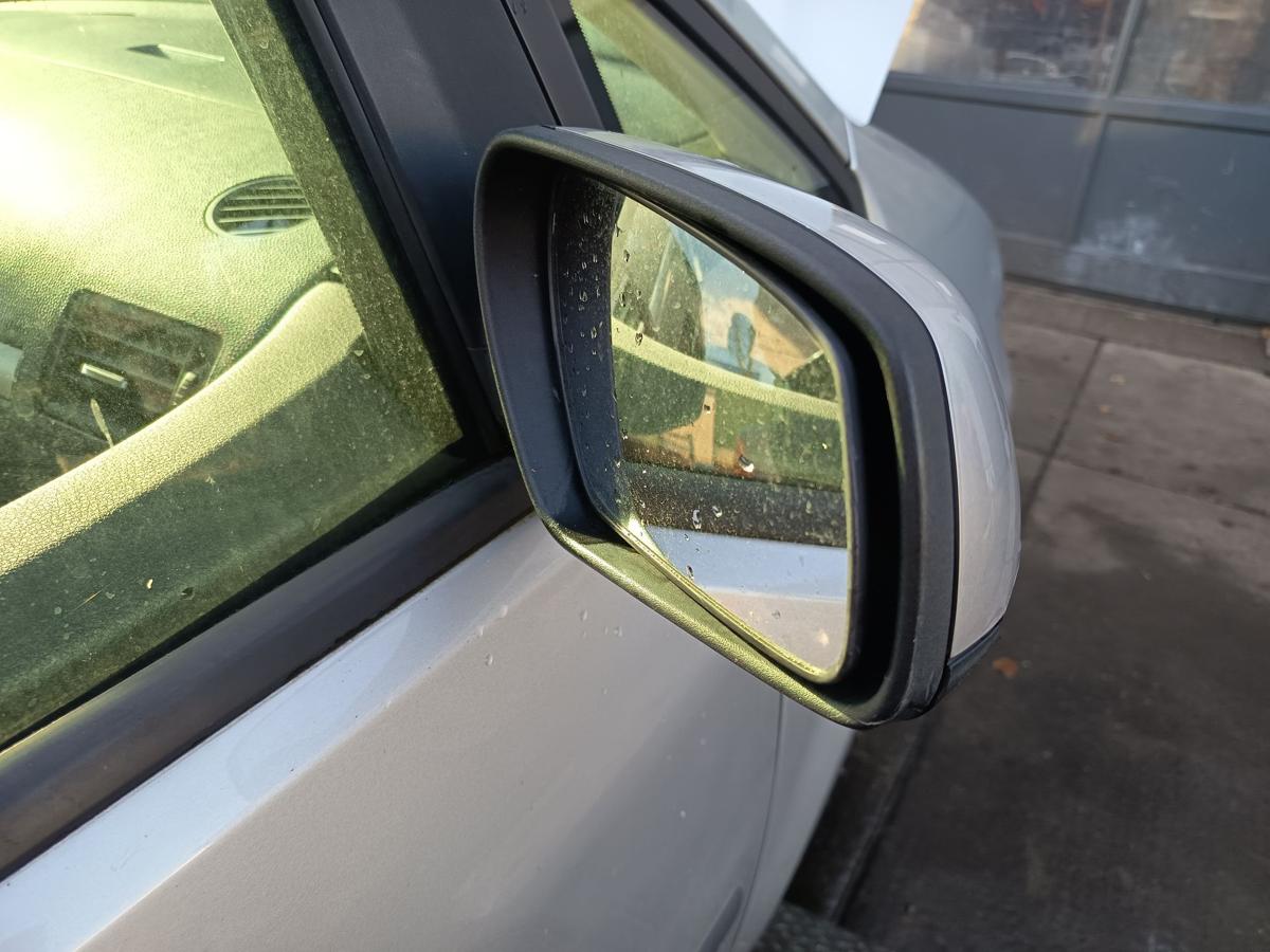 Ford Focus C-Max original Aussenspiegel rechts elektrisch Polarsilber Bj 2006