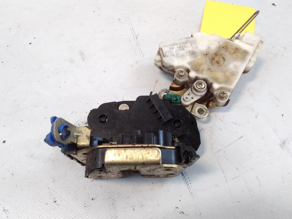 Nissan Almera Tino original Türschloß vorn rechts mit ZV Bj.2002