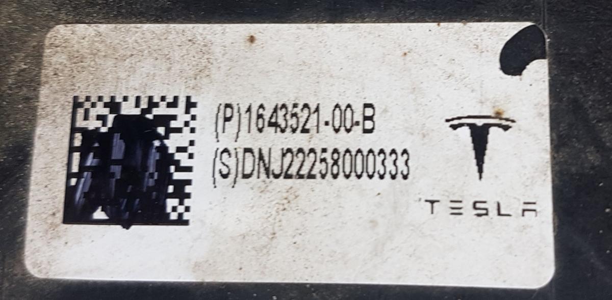 Tesla Model Y Schlosstr&auml;ger Frontverkleidung Bj2022 1643521-00-B Modell bis 2025