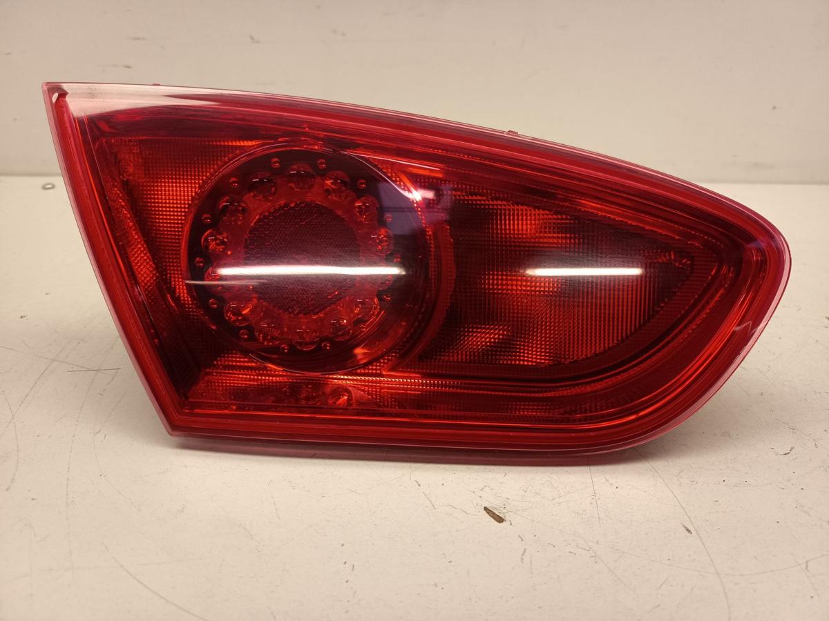Seat Leon 1P Facelift Bj 2009 original Rück-Heck-Schlussleuchte links innen