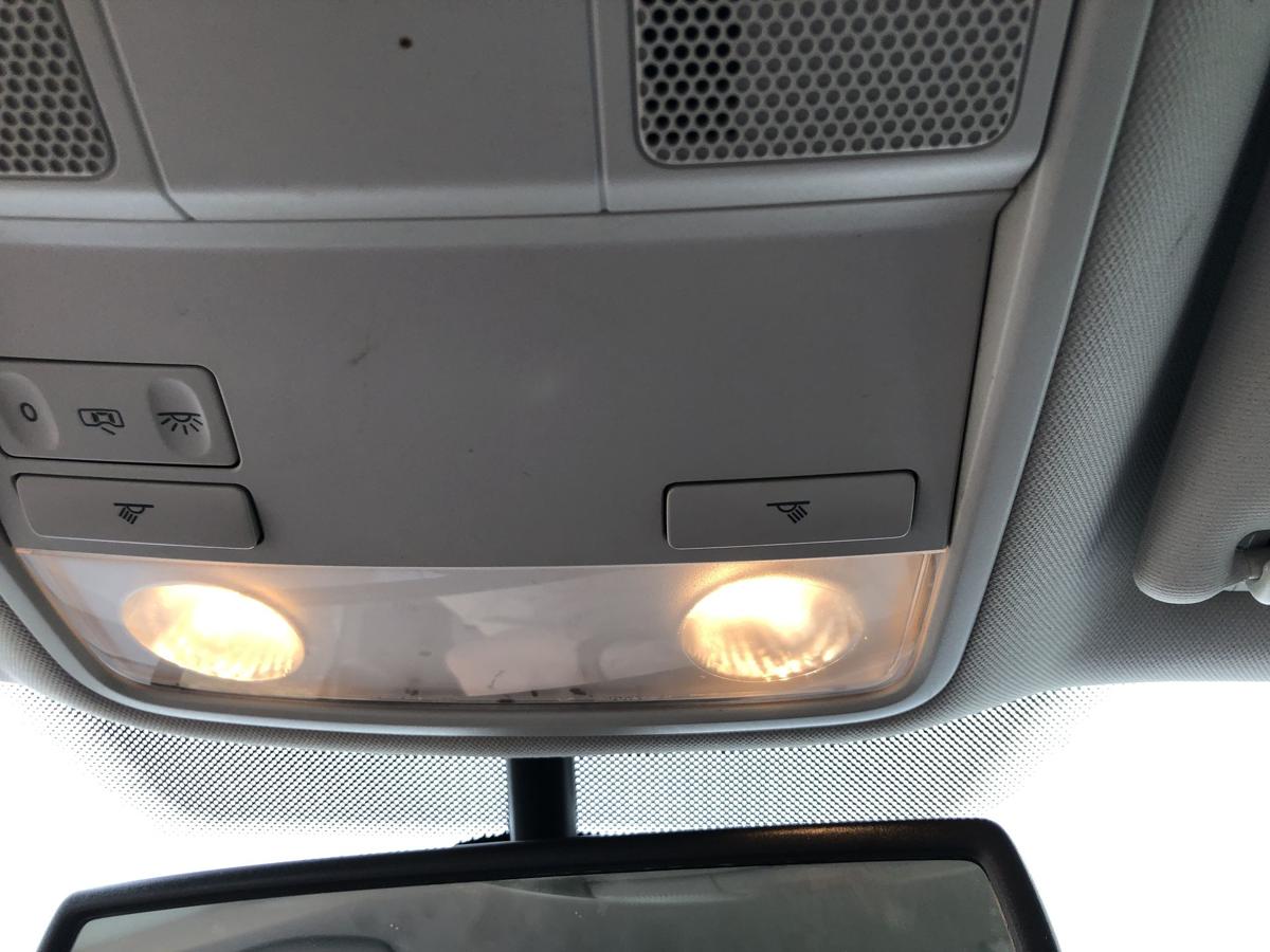 VW Golf 5 1K Innenleuchte Leseleuchte Dachleuchte vorn, ohne Ambiente