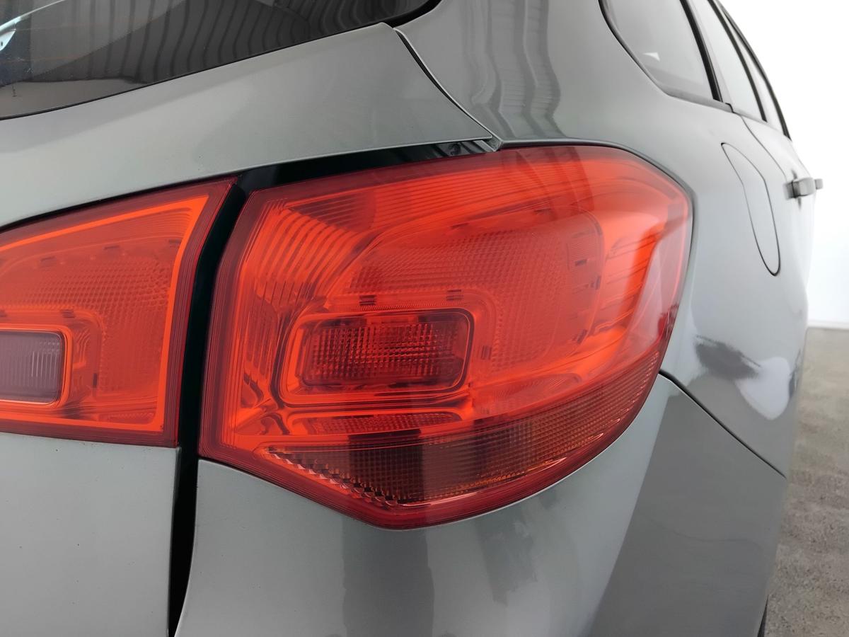 Opel Astra J Sports Tourer original R&uuml;ckleuchte Heckleuchte rechts BJ2015 Kombi