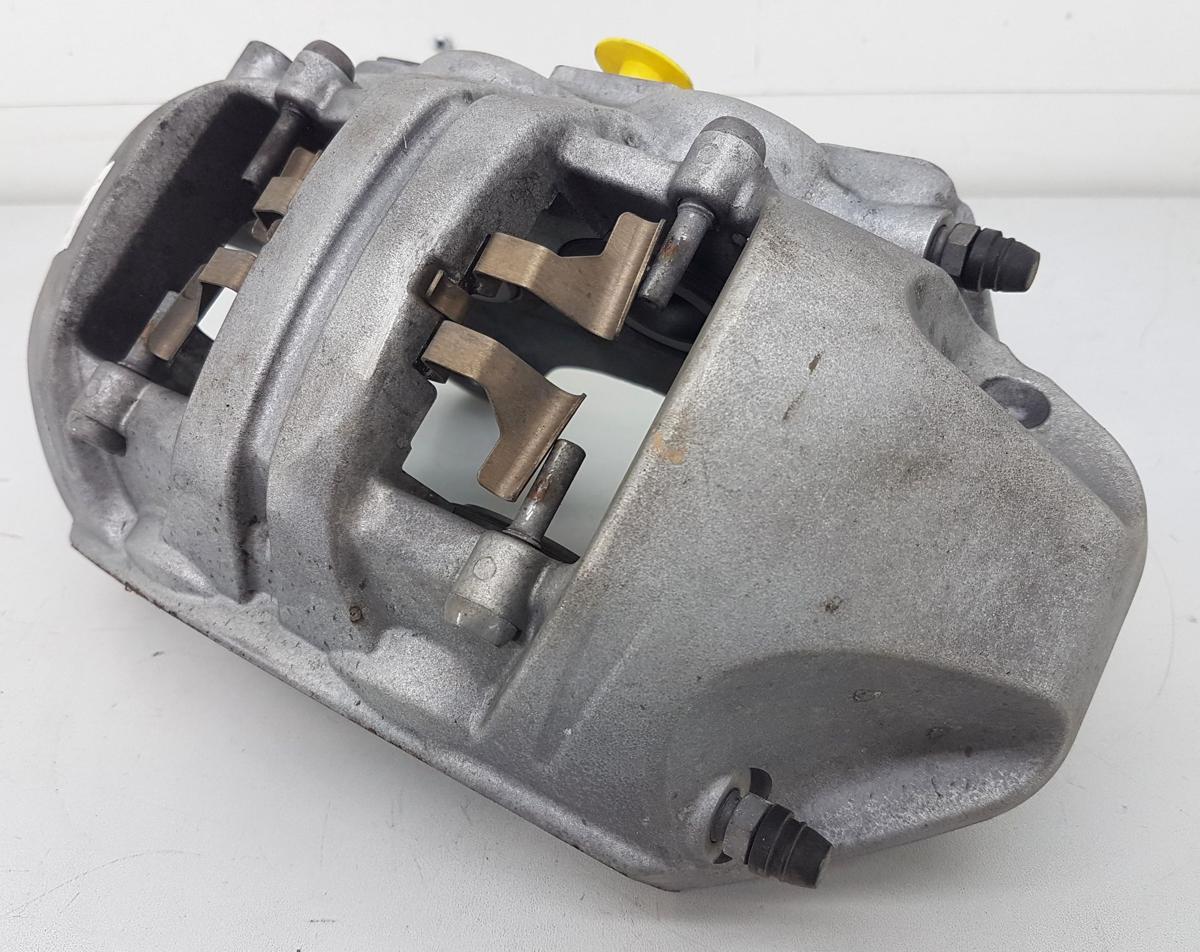 Tesla Model Y Bremssattel vorn rechts Bj2022 2288622-00-A inkl Tr&auml;ger