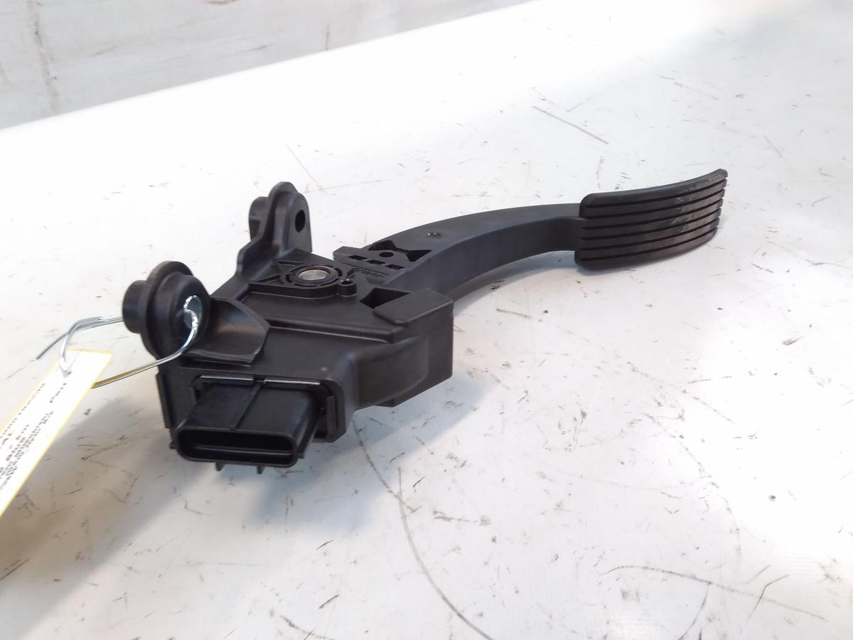 Mitsubishi Eclipse Cross original Gaspedal Gaswertgeber 2.4 72kw 4B12