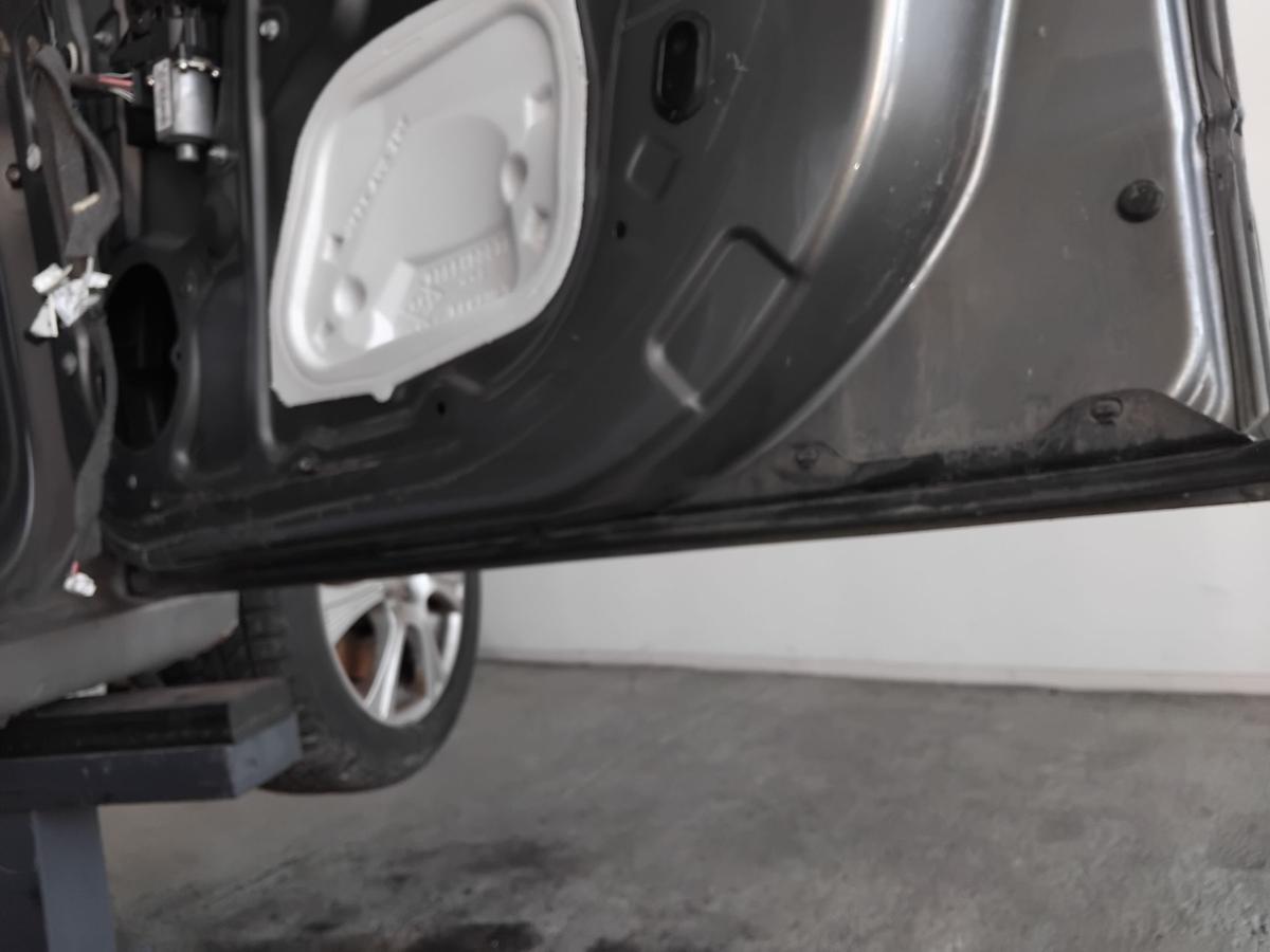 Renault Grand Scenic III T&uuml;r vorn rechts Beifahrert&uuml;r TEKNG Gris Cassiop&eacute; BJ2012
