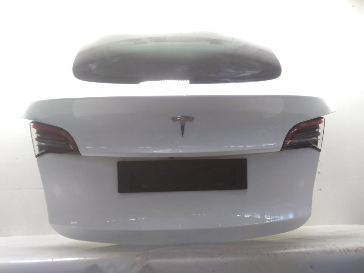 Tesla Model Y original Heckklappe mit Heckscheibe abgedunkelt weiss BJ2021