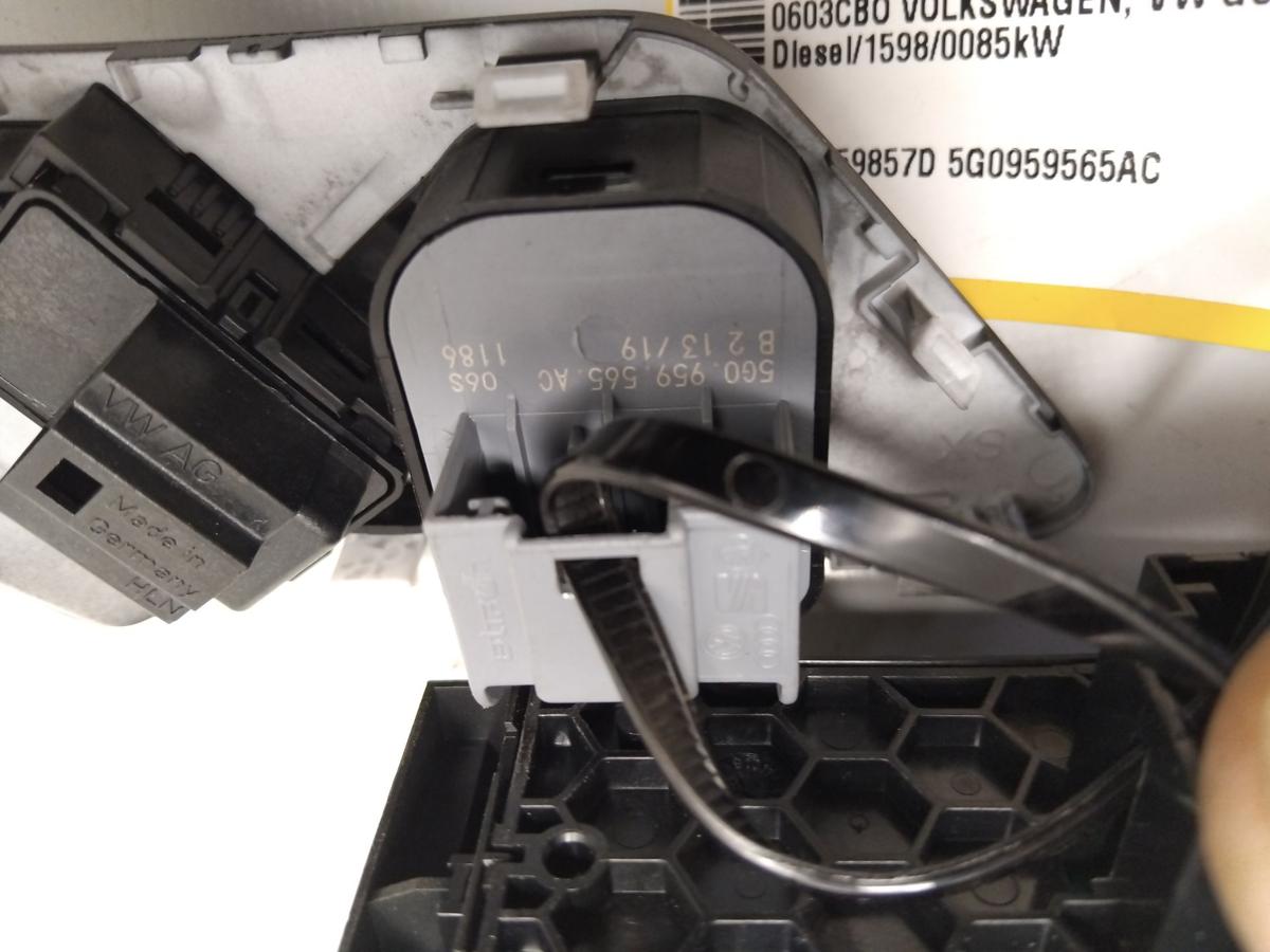 VW Golf 7 orig Schalter Fensterheber links 5G0959857D Schalter Spiegelverstellung