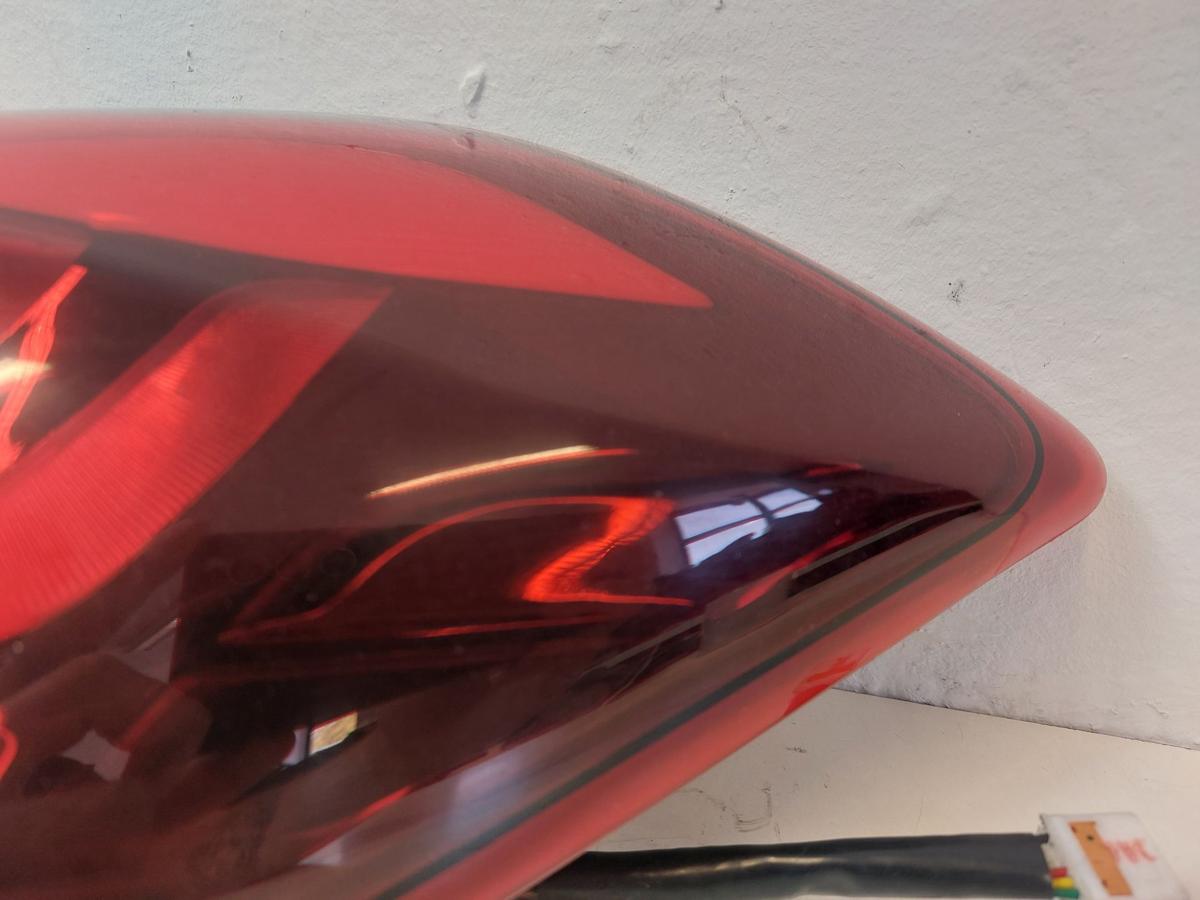 Hyundai i20 GB R&uuml;ckleuchte au&szlig;en rechts Ecke R&uuml;cklicht Heckleuchte OEM 5trg